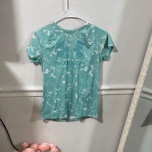 Teal and White Graphic T-Shirt